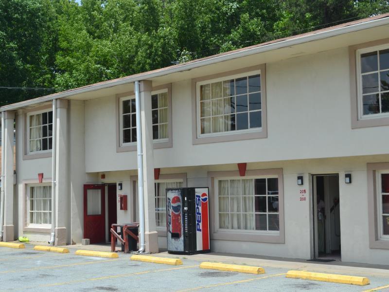 Budget - Roxboro